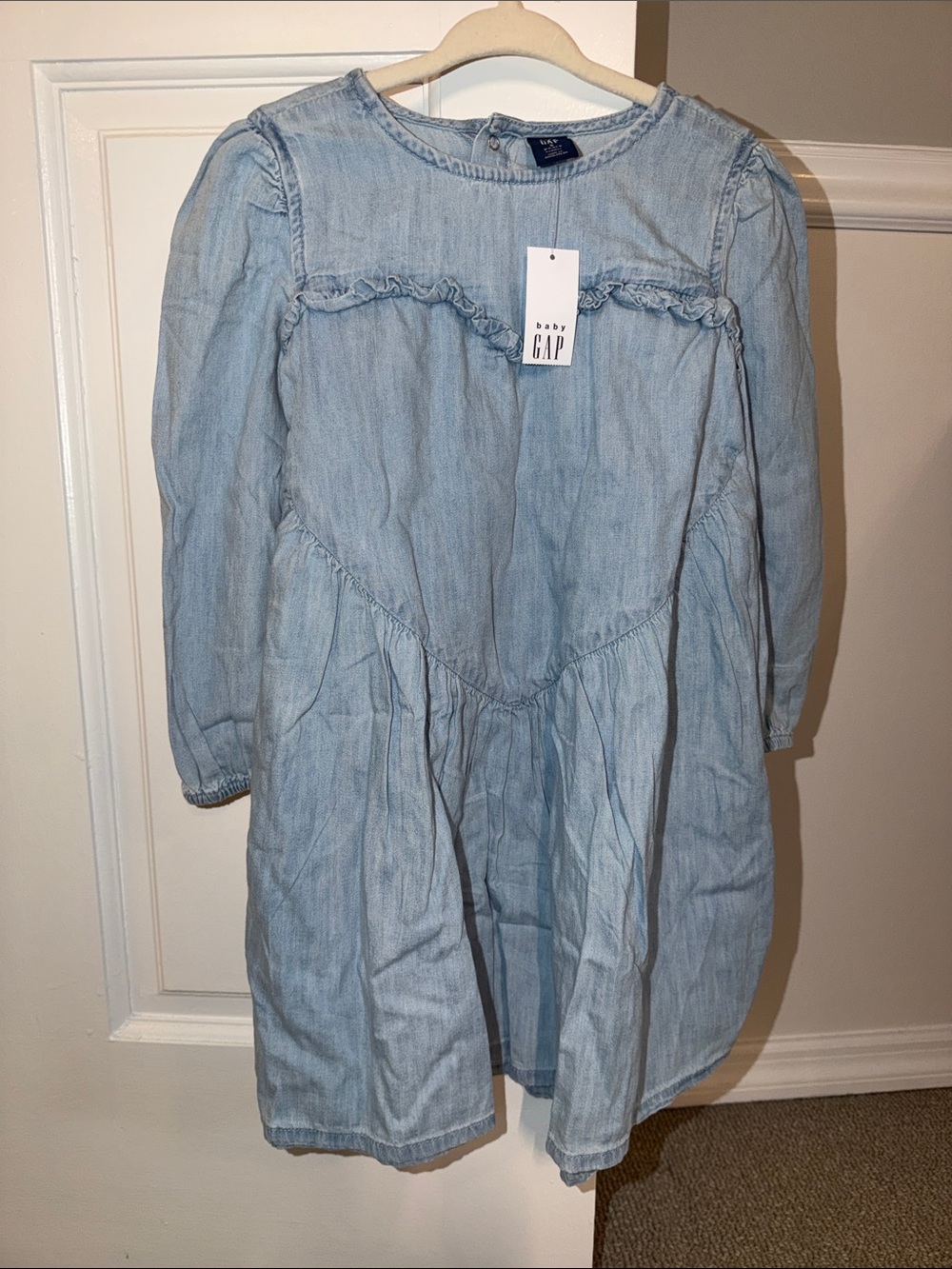 NWT GAP Light Blue Denim Ruffle Heart Girls' Long Sleeve Dress, 5T